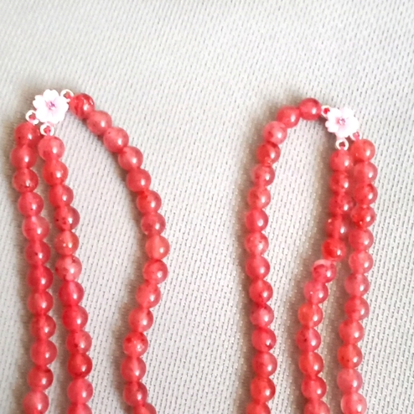 JARDIN COLLECTION PINK MOTHER OF PEARL NECKLACE - Picture 4 of 8